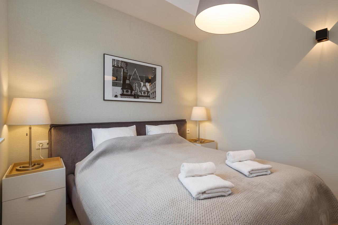 Superior One-Bedroom Apartment River View